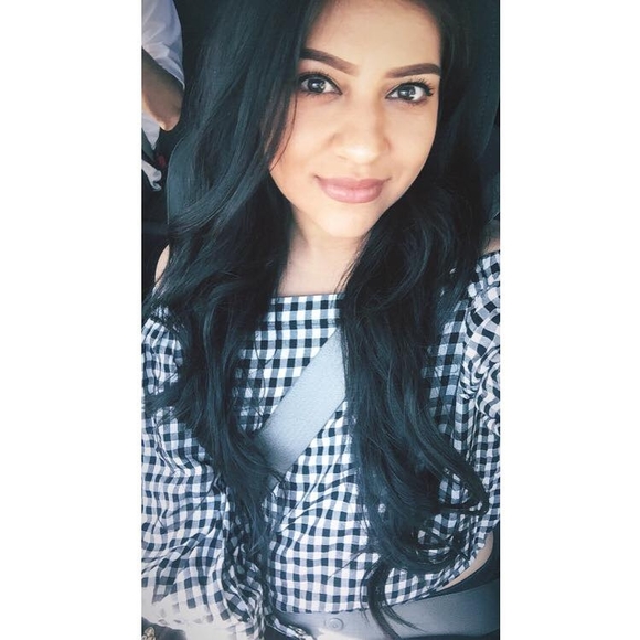 Meet your Posher, Ruth - Picture 1 of 1